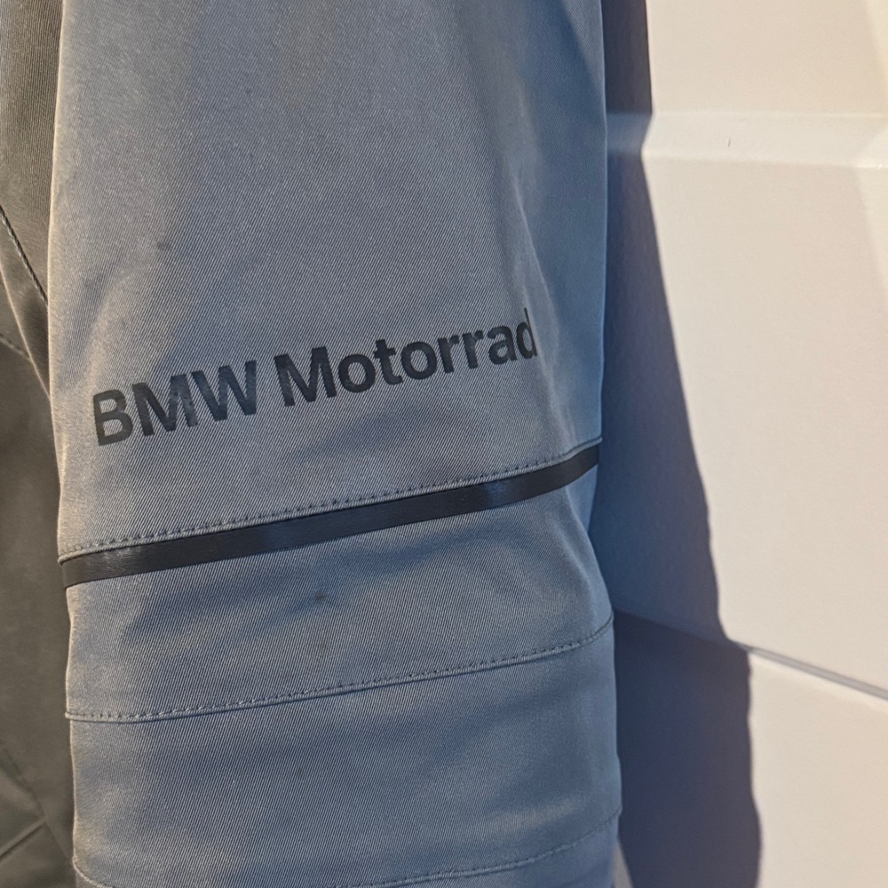 BMW Performance Riding Jacket - Picture 2 of 4